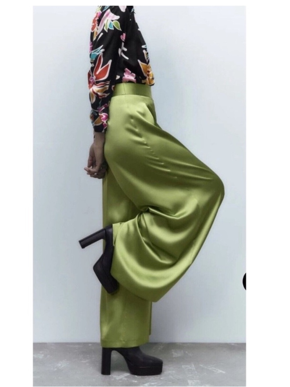 Zara Satin Wide-Leg Pants in Lime Green Size Medium